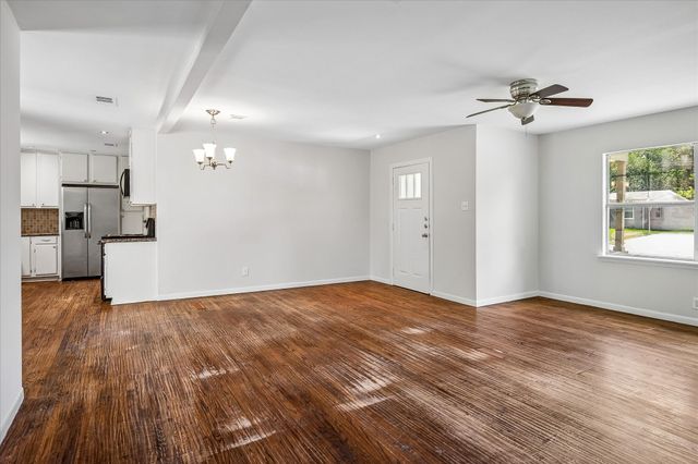 10850 Sharondale Drive, Dallas, TX 75228