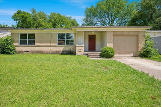 10850 Sharondale Drive, Dallas, TX 75228