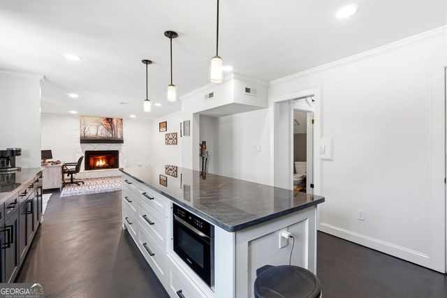 1114 Empire Circle, Lawrenceville, GA 30044