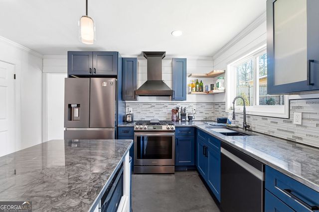 1114 Empire Circle, Lawrenceville, GA 30044