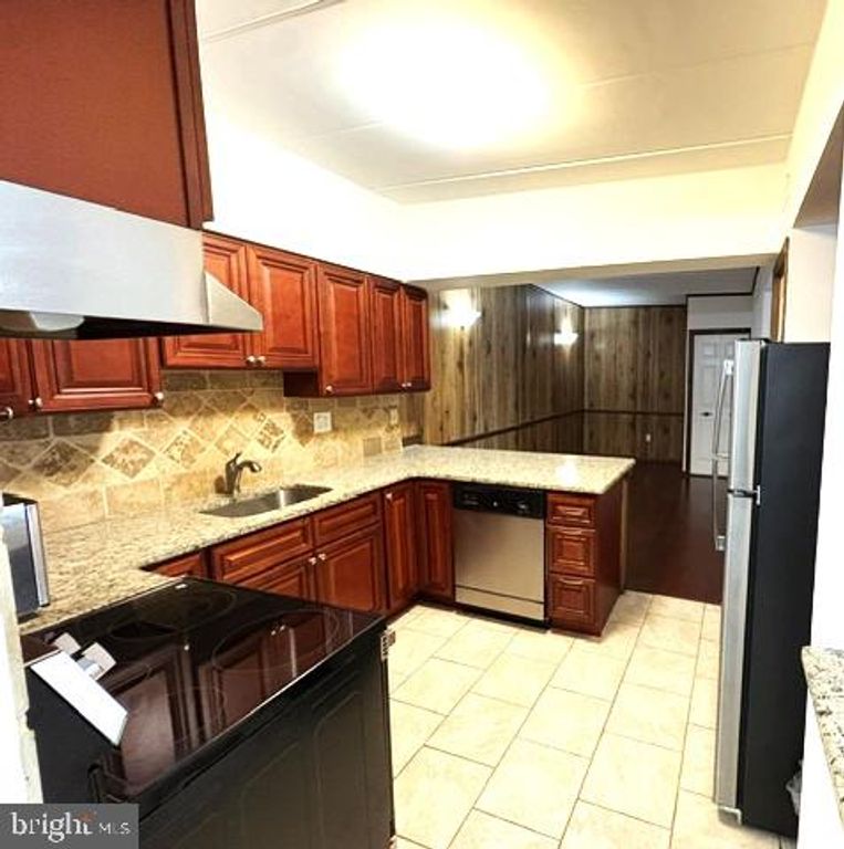 66 OAKRIDGE DR, LANGHORNE, PA 19047 — photo 3