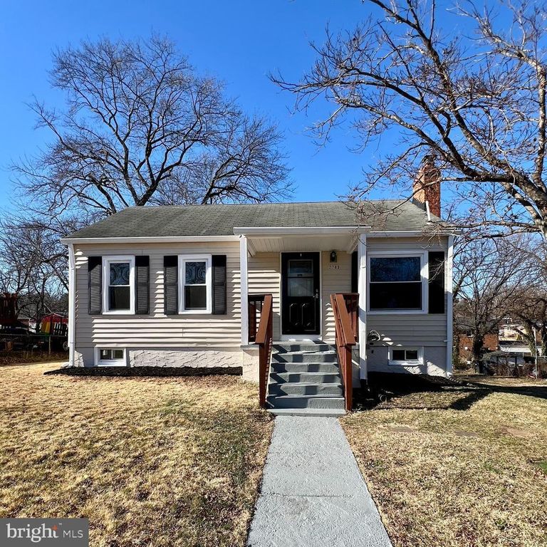 2703 OCALA AVE, District Heights, MD 20747