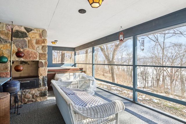 S9044 Timbercrest Trail, Prairie Du Sac, WI 53578