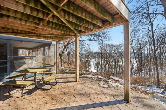 S9044 Timbercrest Trail, Prairie Du Sac, WI 53578