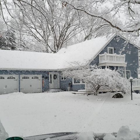 S9044 Timbercrest Trail, Prairie Du Sac, WI 53578