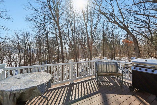 S9044 Timbercrest Trail, Prairie Du Sac, WI 53578