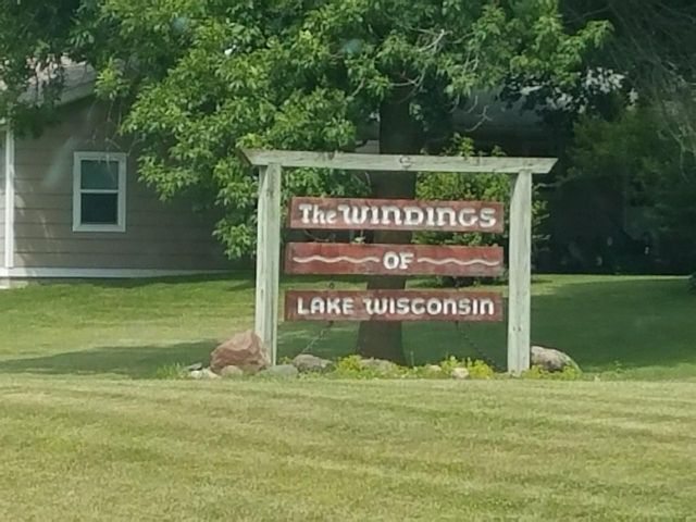 S9044 Timbercrest Trail, Prairie Du Sac, WI 53578