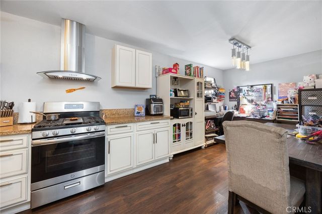 626 N Grand, Santa Ana, CA 92701