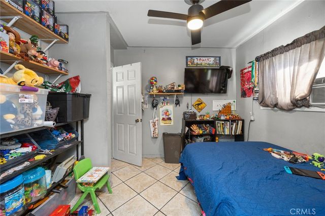 626 N Grand, Santa Ana, CA 92701