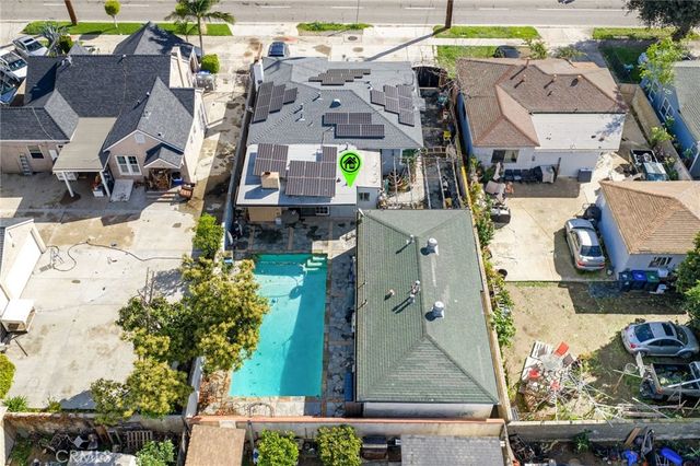 626 N Grand, Santa Ana, CA 92701