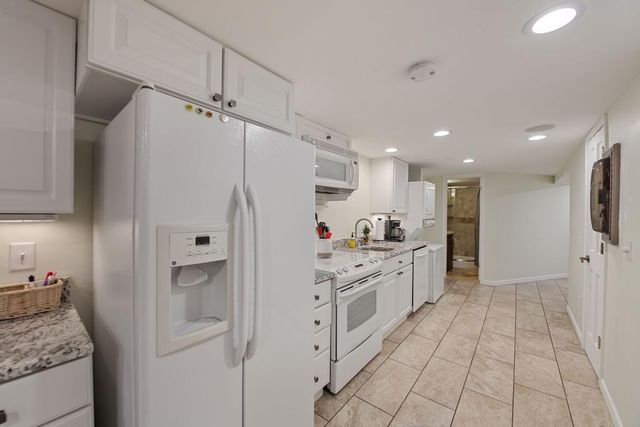 177 Beaumont Court, Apple Valley, MN 55124