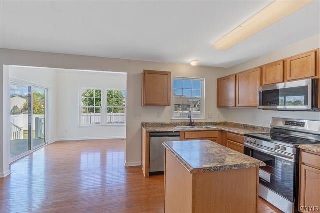 8710 Pizzuto Drive, Cicero, NY 13039