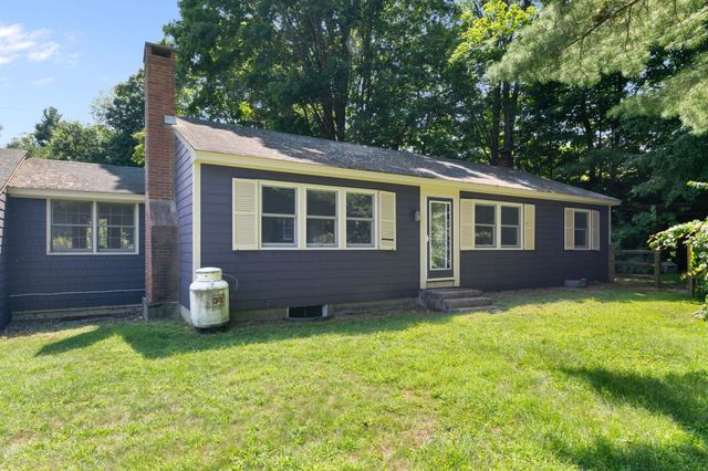138 Wantastiquet Drive, Brattleboro, VT 05301