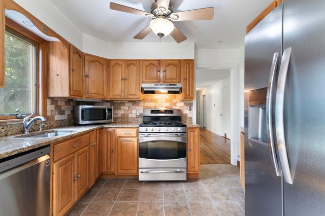 138 Wantastiquet Drive, Brattleboro, VT 05301