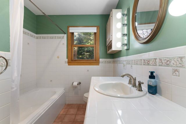 138 Wantastiquet Drive, Brattleboro, VT 05301