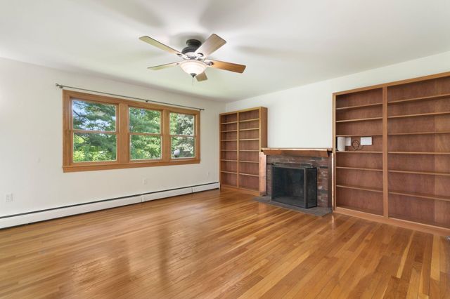 138 Wantastiquet Drive, Brattleboro, VT 05301