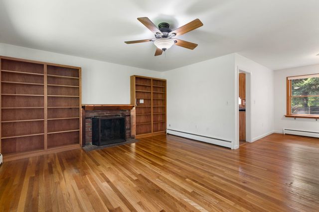 138 Wantastiquet Drive, Brattleboro, VT 05301