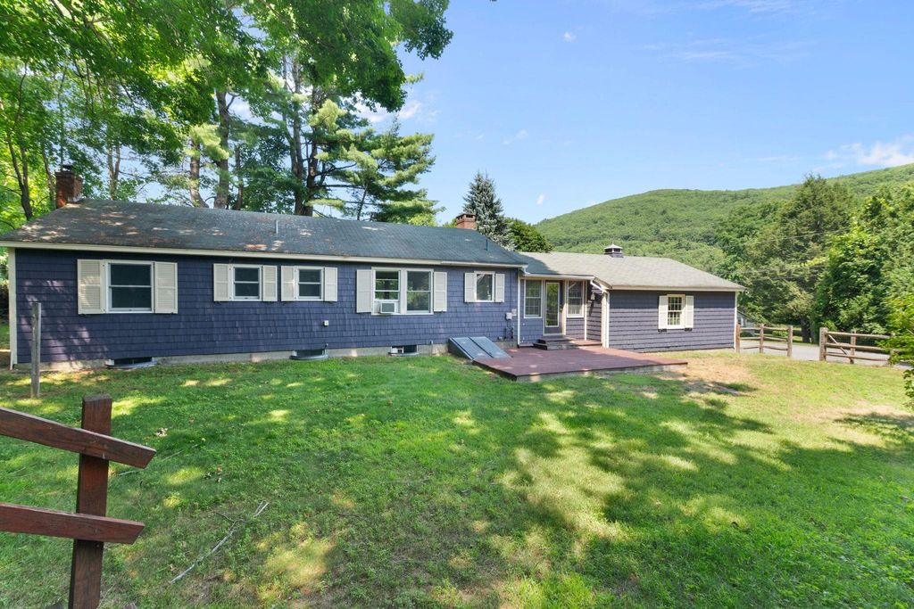 138 Wantastiquet Drive, Brattleboro, VT 05301
