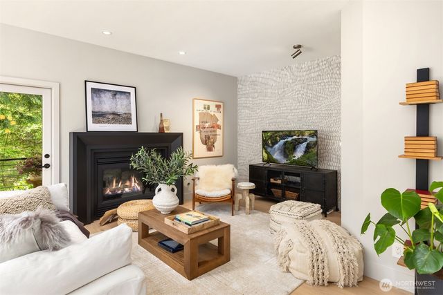13264 Teem Loop Road NE, Bainbridge Island, WA 98110