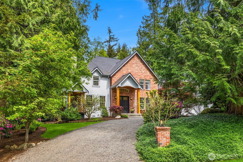 13264 Teem Loop Road NE, Bainbridge Island, WA 98110