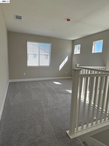 254 Mindy Way, Pittsburg, CA 94565