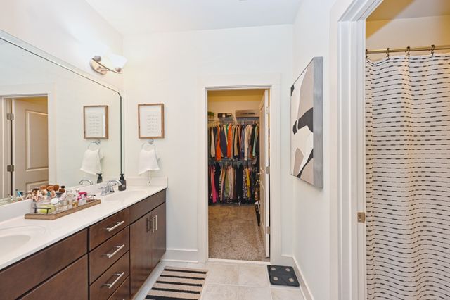 817 3rd Ave N Unit 411, Nashville, TN 37201