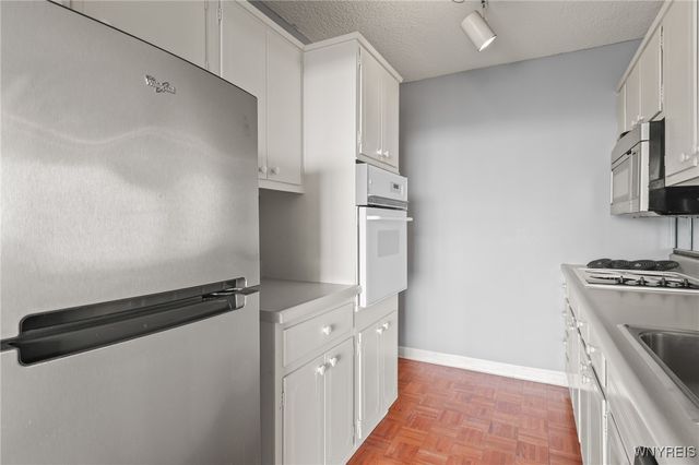 1088 Delaware Avenue, Buffalo, NY 14209