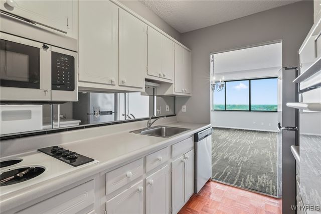 1088 Delaware Avenue, Buffalo, NY 14209