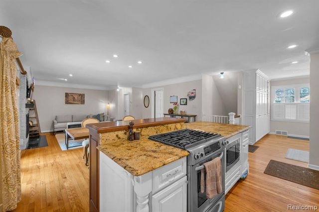 23573 Fordson Drive, Dearborn, MI 48124