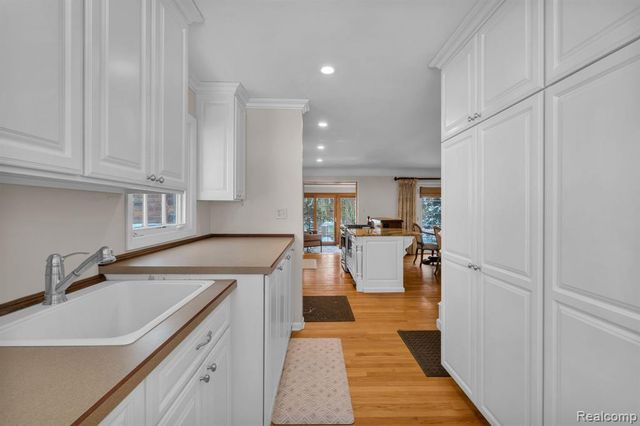 23573 Fordson Drive, Dearborn, MI 48124