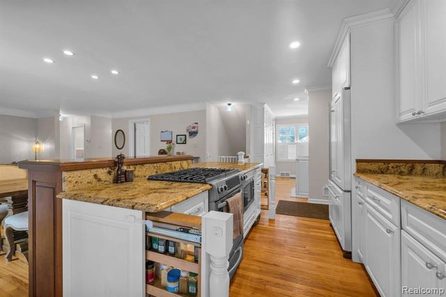 23573 Fordson Drive, Dearborn, MI 48124