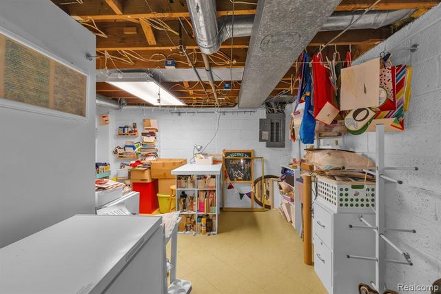 23573 Fordson Drive, Dearborn, MI 48124