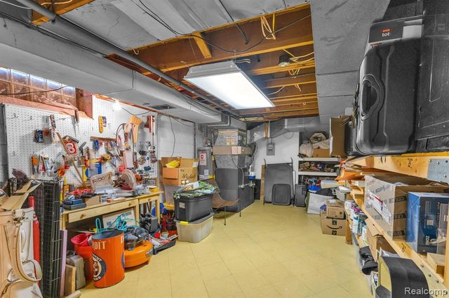 23573 Fordson Drive, Dearborn, MI 48124