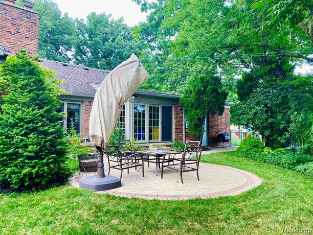 23573 Fordson Drive, Dearborn, MI 48124