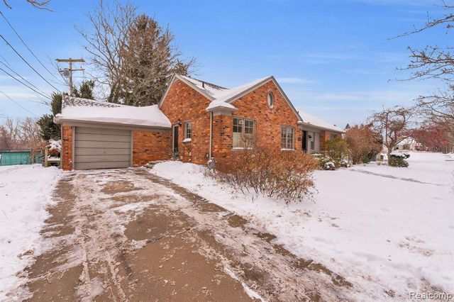 23573 Fordson Drive, Dearborn, MI 48124