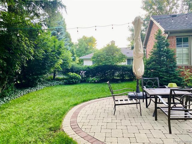 23573 Fordson Drive, Dearborn, MI 48124