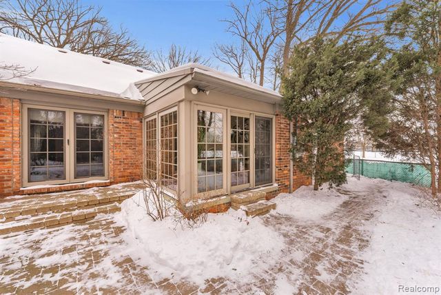 23573 Fordson Drive, Dearborn, MI 48124