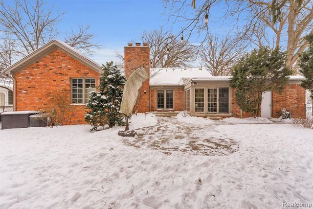 23573 Fordson Drive, Dearborn, MI 48124