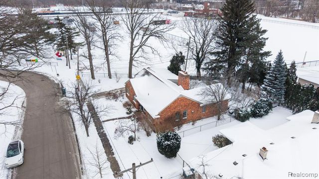 23573 Fordson Drive, Dearborn, MI 48124