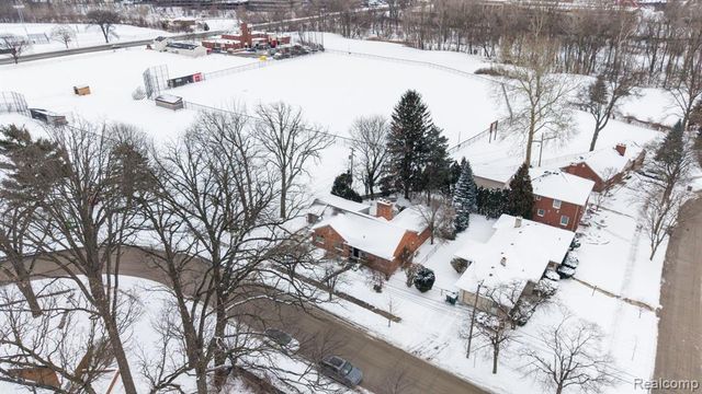 23573 Fordson Drive, Dearborn, MI 48124