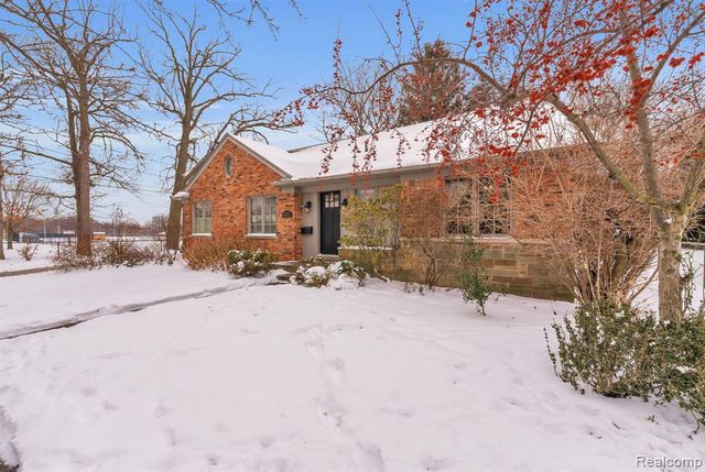 23573 Fordson Drive, Dearborn, MI 48124