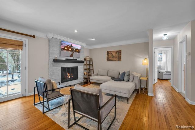 23573 Fordson Drive, Dearborn, MI 48124