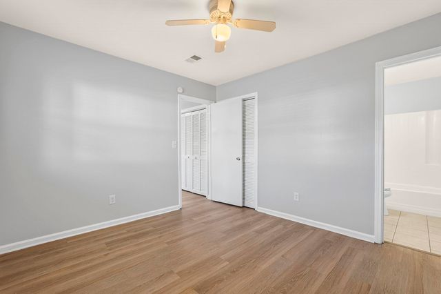 4150 Horseshoe Rd N Apt 33, Little River, SC 29566