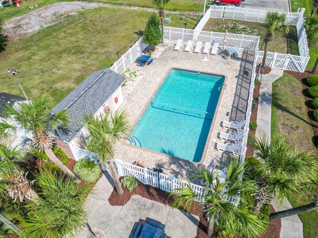 4150 Horseshoe Rd N Apt 33, Little River, SC 29566