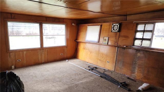 3582 Lenox Road Road, Geneva Town, NY 14456