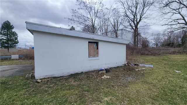 3582 Lenox Road Road, Geneva Town, NY 14456