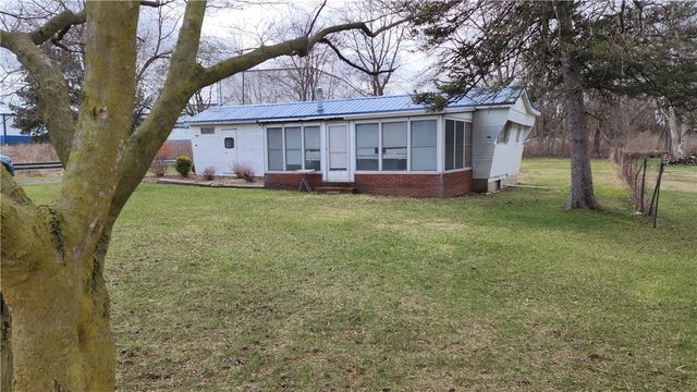 3582 Lenox Road Road, Geneva Town, NY 14456