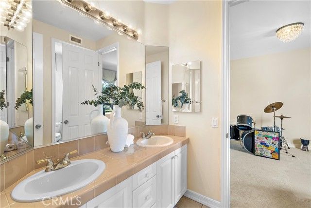 18 ASILOMAR, Laguna Niguel, CA 92677