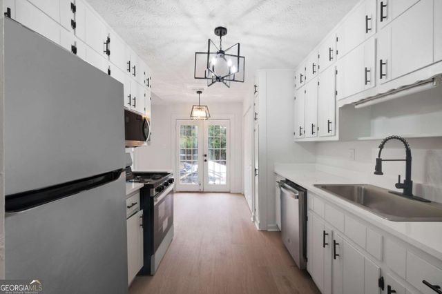 2814 Woodhollow Lane, Jonesboro, GA 30236