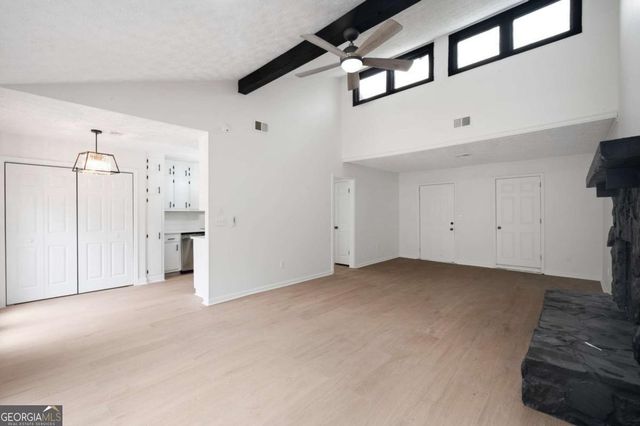 2814 Woodhollow Lane, Jonesboro, GA 30236